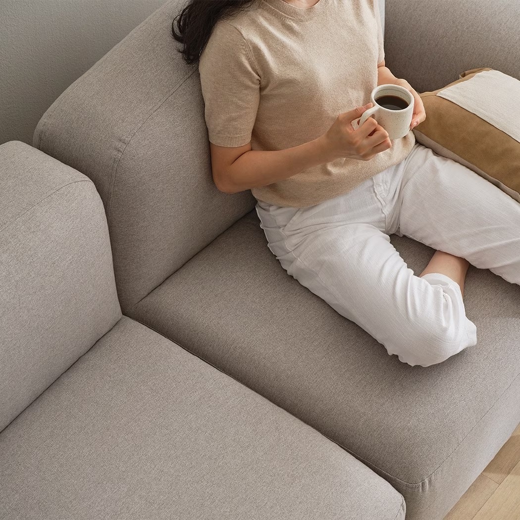 Диван SPACE с пуфом размер 270х95х82 темно-бежевого цвета