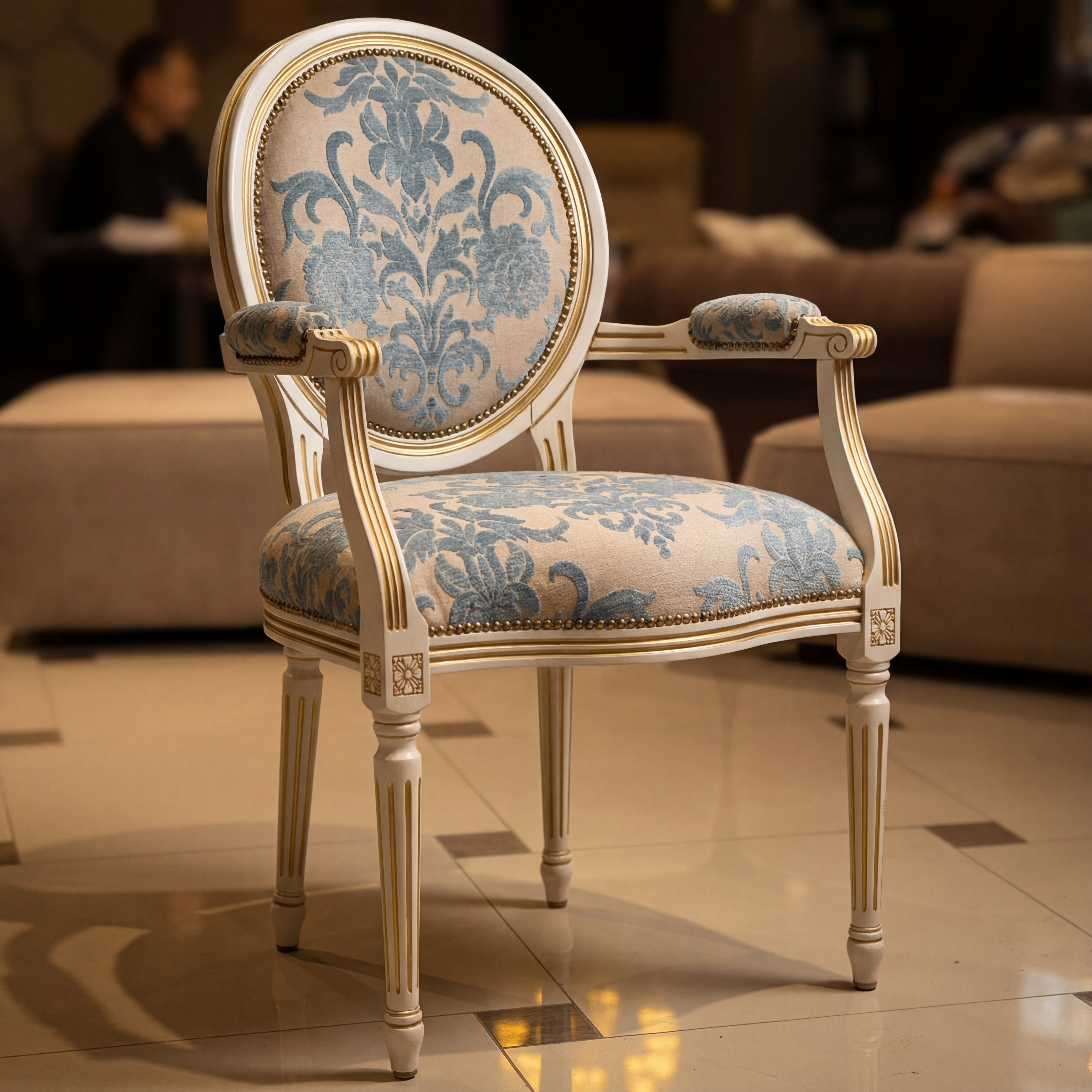 Стул-полукресло MIDL размер 56,5х50х96,5