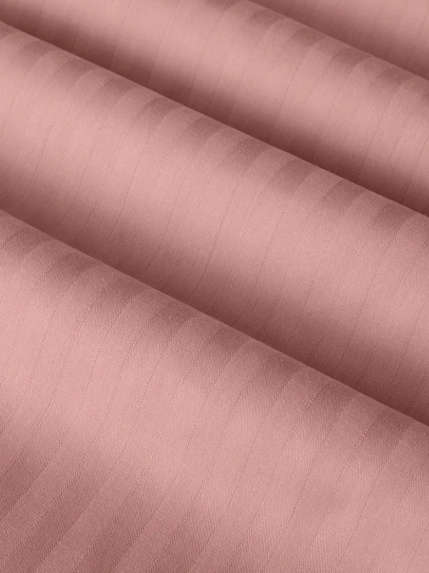 Простыня на резинке, коллекция PREMIUM Light Pink, страйп-сатин, 100% хлопок