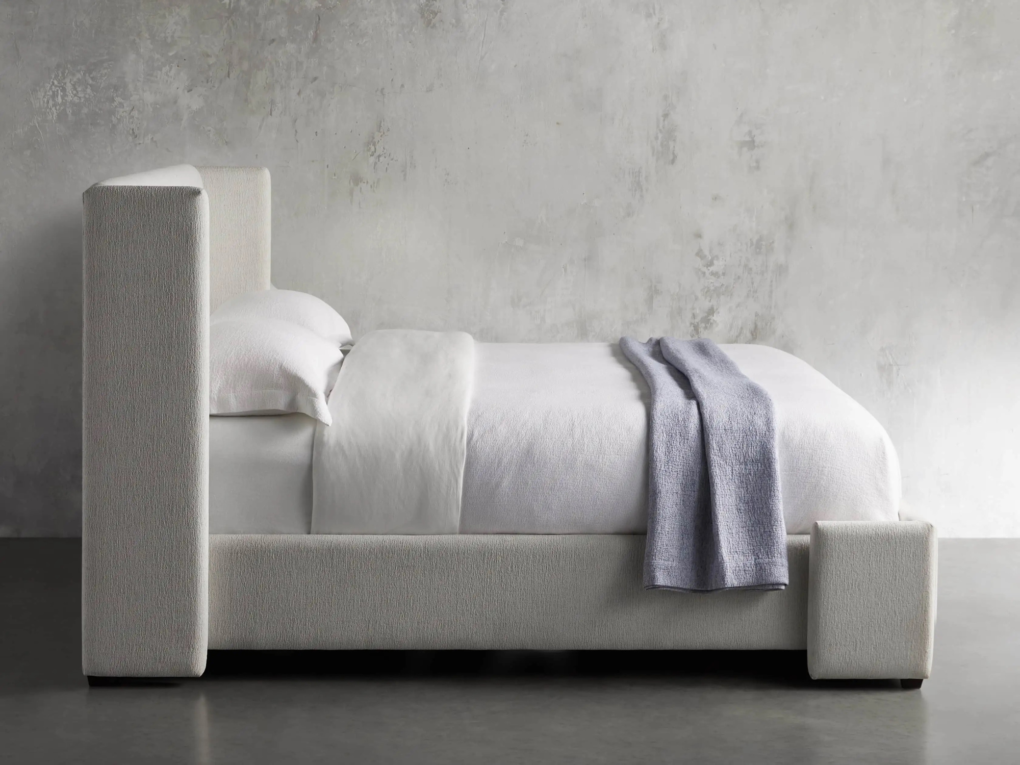 Кровать JOOM Bed m.180х200